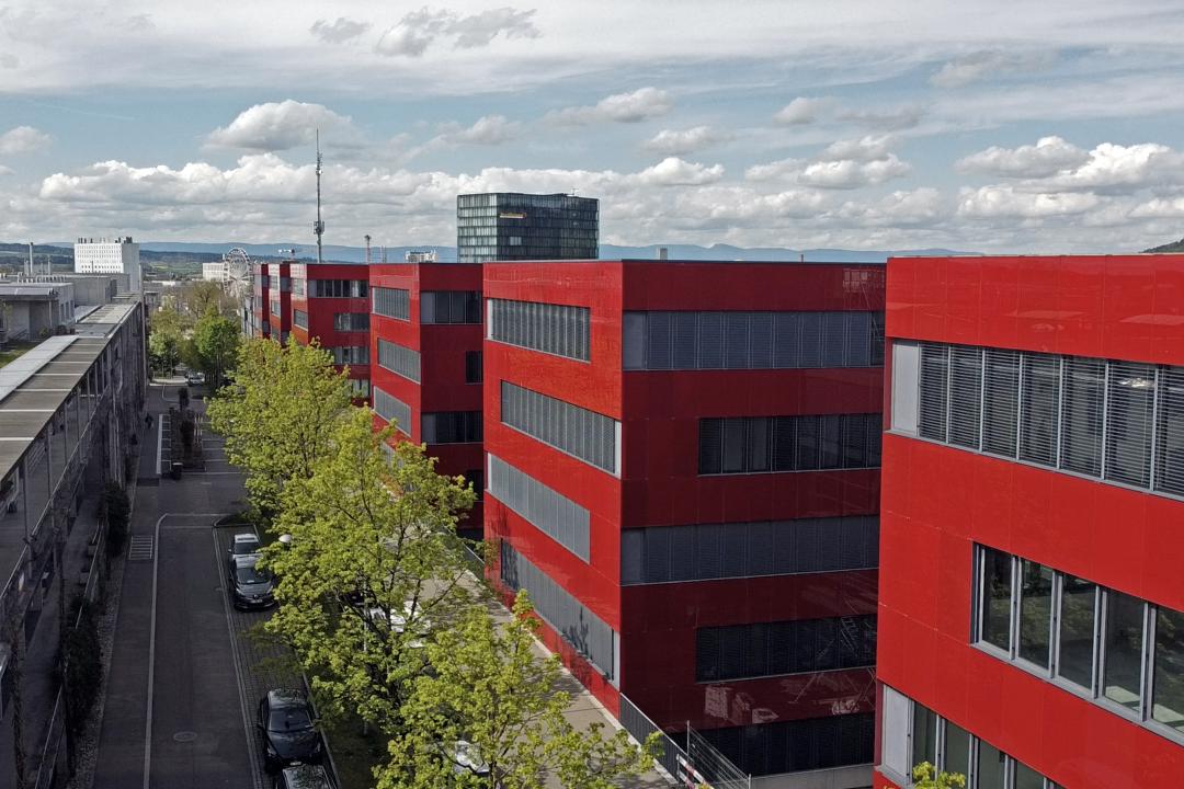 Gute Arbeitsplätze dank gutem Licht? Dafür sorgen in Zukunft 600 neue Leuchtkörper.